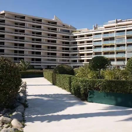 Grand Sud B